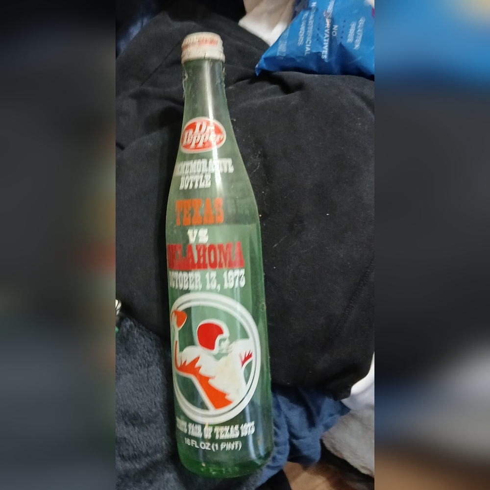 Dr pepper glass bottle ok vs tx 1960s